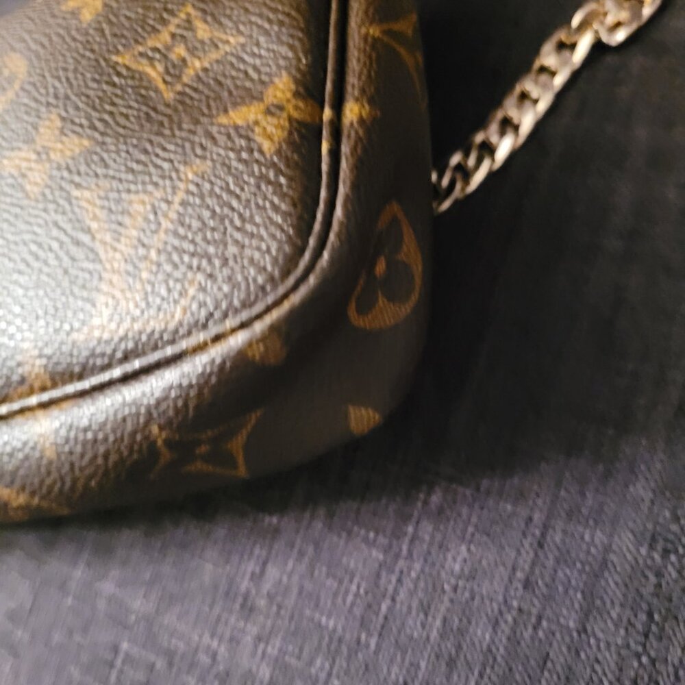 Authentic Louis Vuitton bag - Picture 5 of 14